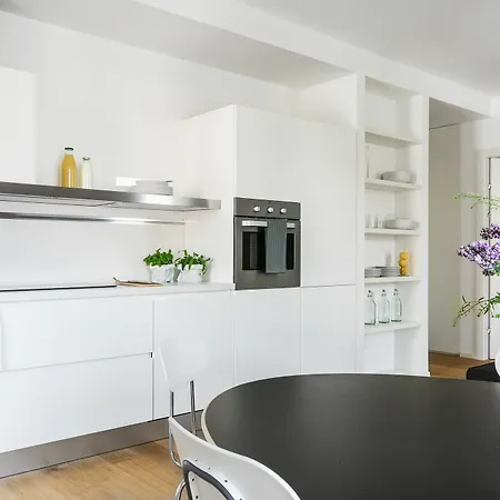 Апартаменты Joivy Stylish 1-bedroom Flat *