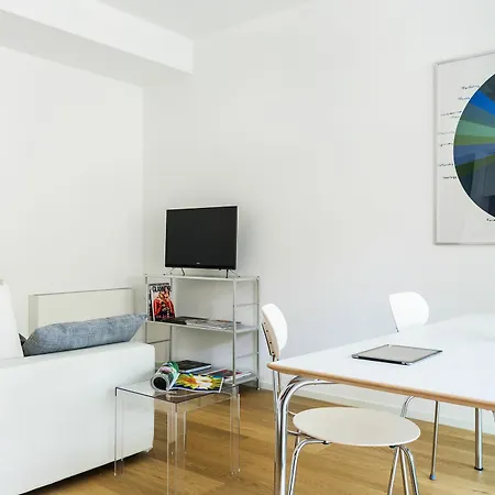 Joivy Stylish 1-bedroom Flat Milan