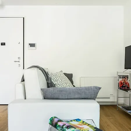 Joivy Stylish 1-bedroom Flat * Milan