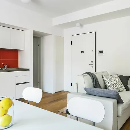 Joivy Stylish 1-bedroom Flat *