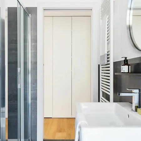 Joivy Stylish 1-bedroom Flat Milan